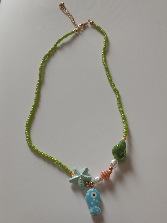 Fashion Jewelry Jewelry - Beaded Green Sea Charm Necklace with Blue Fish Pendant